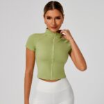 Yoga Top Seamless Short Sleeve Zip Jacket Model ZR-009